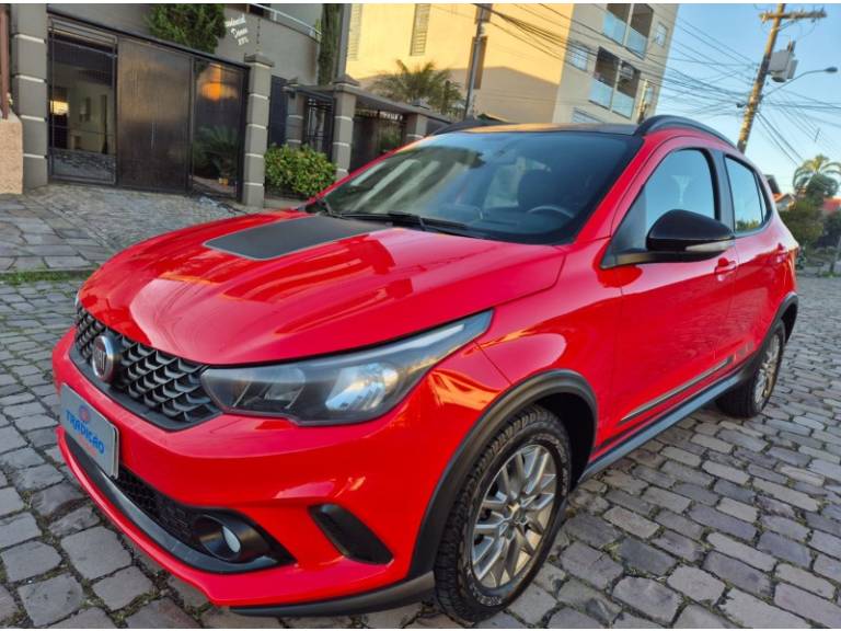FIAT - ARGO - 2019/2020 - Vermelha - R$ 73.900,00