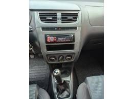 VOLKSWAGEN - FOX - 2013/2014 - Prata - R$ 43.900,00