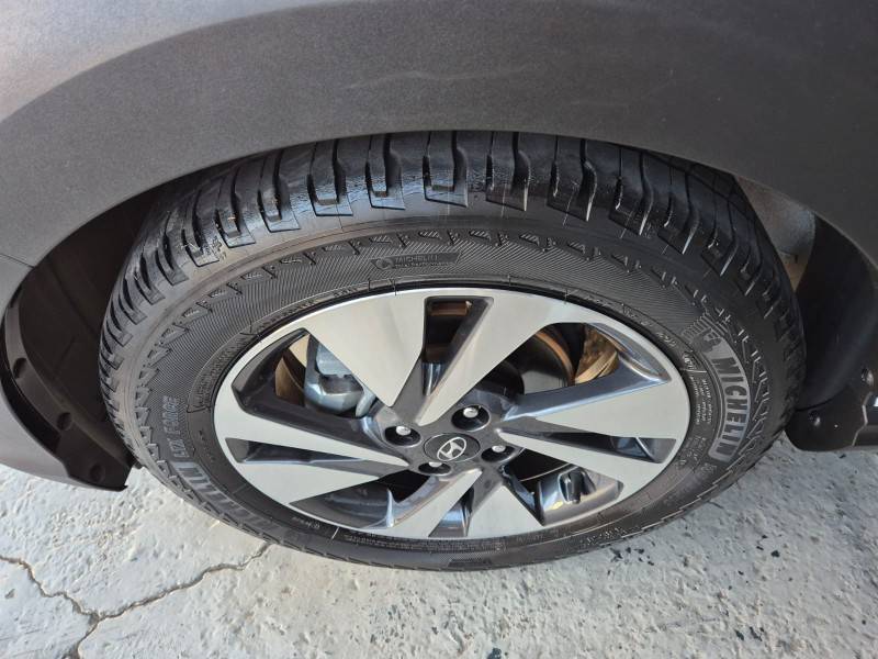 HYUNDAI - HB20X - 2021/2022 - Branca - R$ 85.900,00