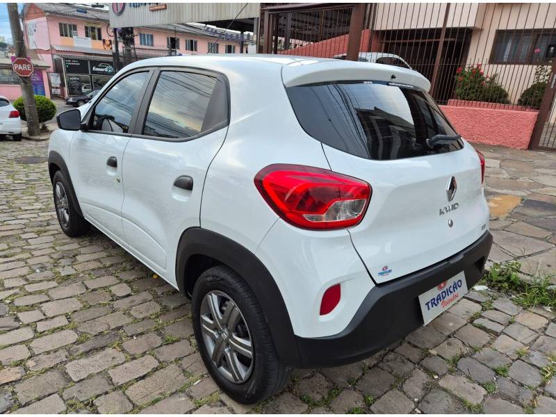RENAULT - KWID - 2022/2023 - Branca - R$ 51.900,00