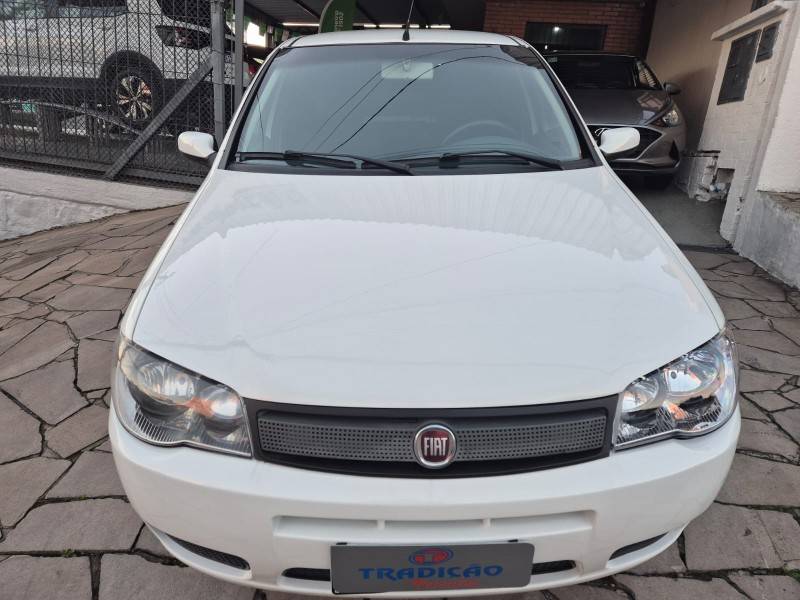 FIAT - SIENA - 2009/2010 - Branca - R$ 29.900,00