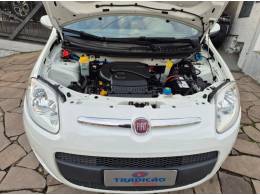 FIAT - PALIO - 2013/2014 - Branca - R$ 39.500,00