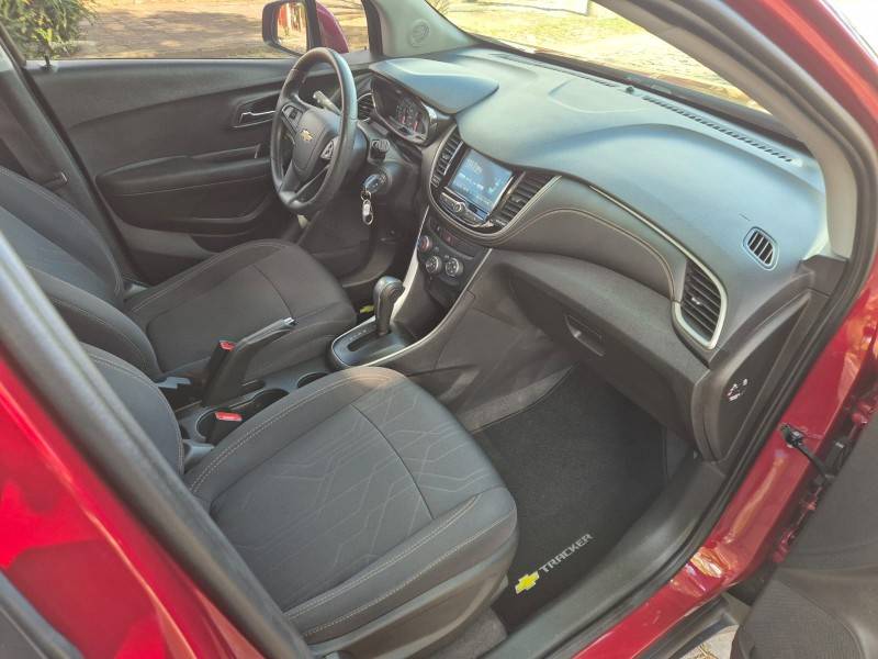 CHEVROLET - TRACKER - 2019/2019 - Vermelha - R$ 88.500,00