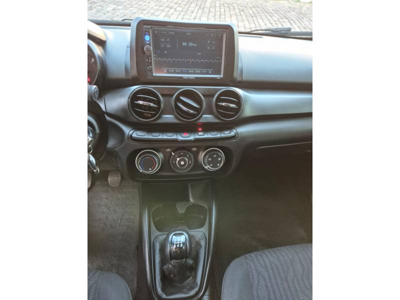 FIAT - CRONOS - 2021/2022 - Preta - R$ 69.900,00