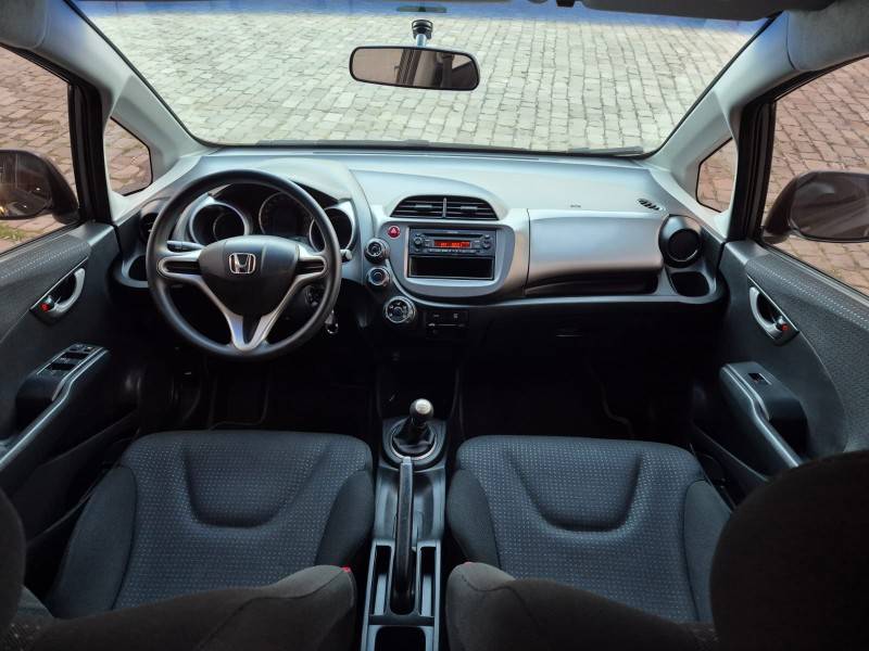 HONDA - FIT - 2009/2009 - Cinza - R$ 41.900,00