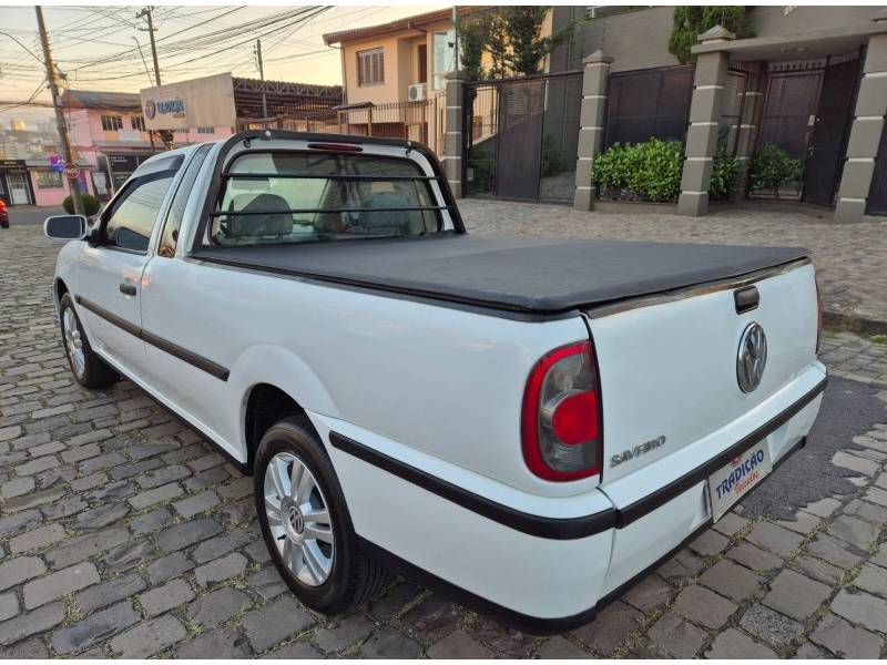 VOLKSWAGEN - SAVEIRO - 2000/2001 - Branca - R$ 29.900,00