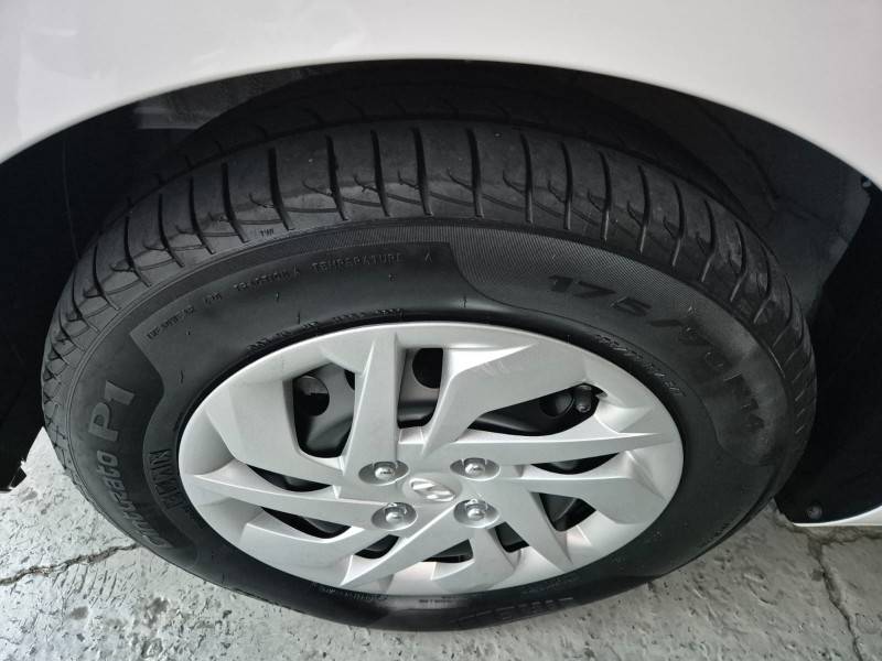 HYUNDAI - HB20 - 2020/2021 - Branca - R$ 61.900,00
