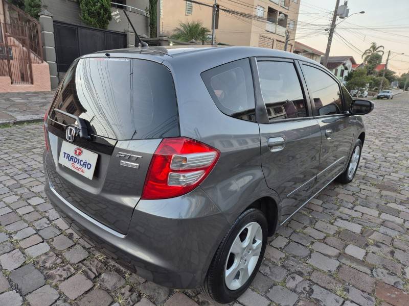 HONDA - FIT - 2009/2009 - Cinza - R$ 41.900,00