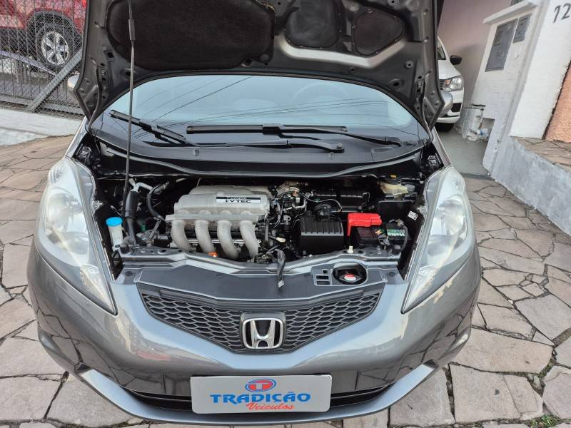 HONDA - FIT - 2009/2009 - Cinza - R$ 41.900,00