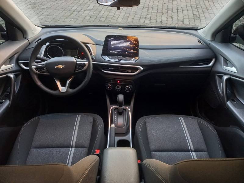 CHEVROLET - TRACKER - 2023/2024 - Preta - R$ 124.500,00