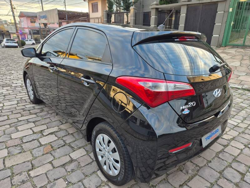 HYUNDAI - HB20 - 2014/2014 - Preta - R$ 44.500,00