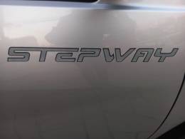 RENAULT - SANDERO - 2013/2014 - Prata - R$ 45.900,00