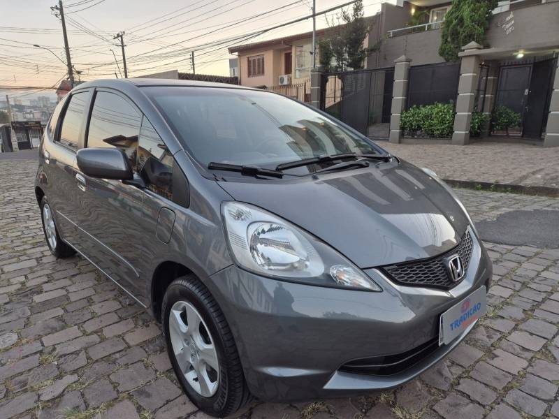 HONDA - FIT - 2009/2009 - Cinza - R$ 41.900,00