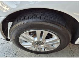 VOLKSWAGEN - SAVEIRO - 2000/2001 - Branca - R$ 29.900,00