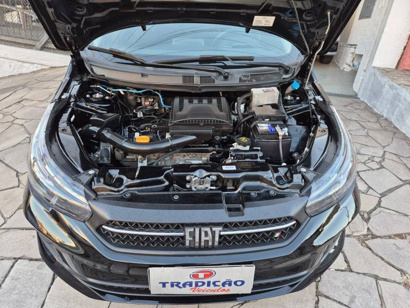 FIAT - CRONOS - 2021/2022 - Preta - R$ 69.900,00