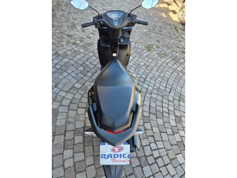 YAMAHA - FLUO 125 ABS - 2022/2023 - Preta - R$ 16.500,00