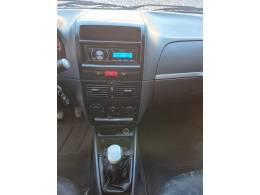 FIAT - PALIO - 2006/2007 - Prata - R$ 29.900,00