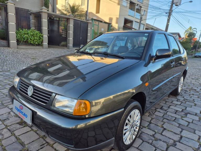 VOLKSWAGEN - POLO - 1998/1999 - Cinza - R$ 14.900,00