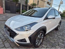 HYUNDAI - HB20X - 2021/2022 - Branca - R$ 85.900,00