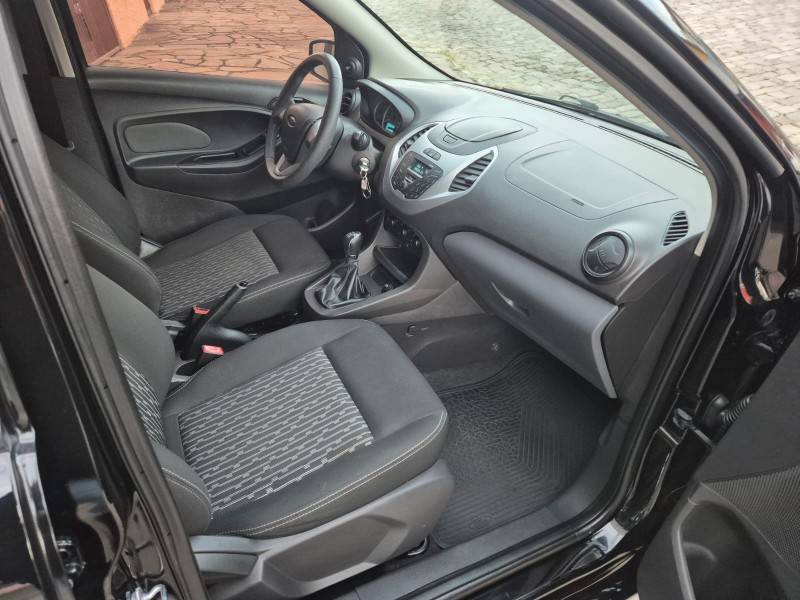 FORD - KA - 2016/2017 - Preta - R$ 44.900,00