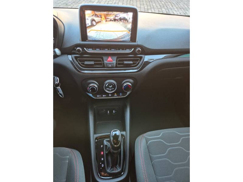 HYUNDAI - HB20X - 2021/2022 - Branca - R$ 85.900,00