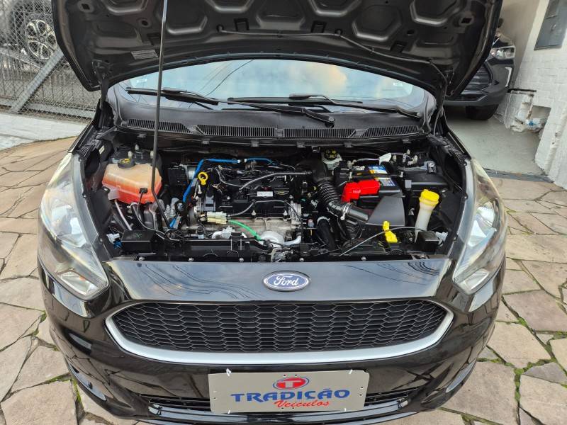 FORD - KA - 2016/2017 - Preta - R$ 44.900,00