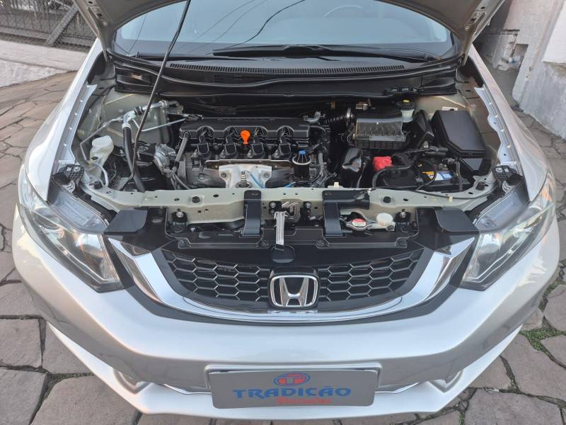 HONDA - CIVIC - 2016/2016 - Prata - R$ 81.900,00