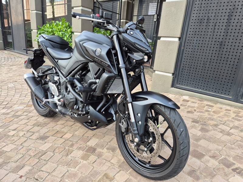 YAMAHA - MT - 2023/2023 - Preta - R$ 30.500,00