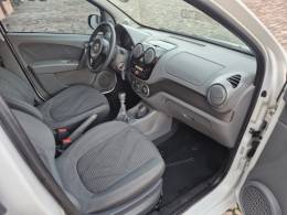 FIAT - PALIO - 2013/2014 - Branca - R$ 39.500,00