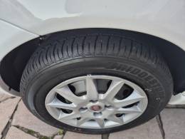 FIAT - SIENA - 2009/2010 - Branca - R$ 29.900,00