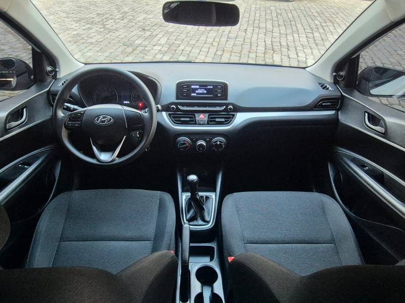 HYUNDAI - HB20 - 2020/2021 - Branca - R$ 61.900,00