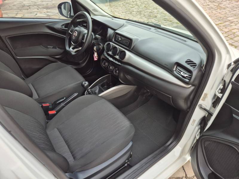 FIAT - ARGO - 2019/2020 - Branca - R$ 59.500,00