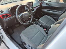 HYUNDAI - HB20X - 2021/2022 - Branca - R$ 85.900,00