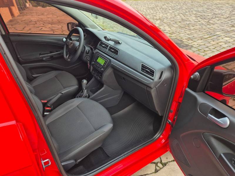 VOLKSWAGEN - GOL - 2017/2018 - Vermelha - R$ 49.500,00
