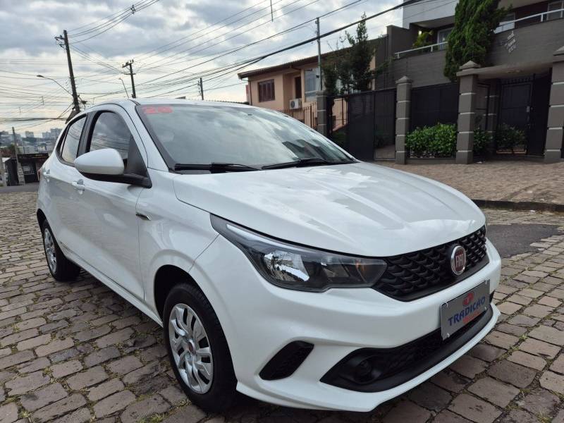 FIAT - ARGO - 2019/2020 - Branca - R$ 59.500,00