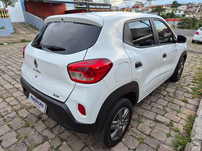 RENAULT - KWID - 2022/2023 - Branca - R$ 51.900,00