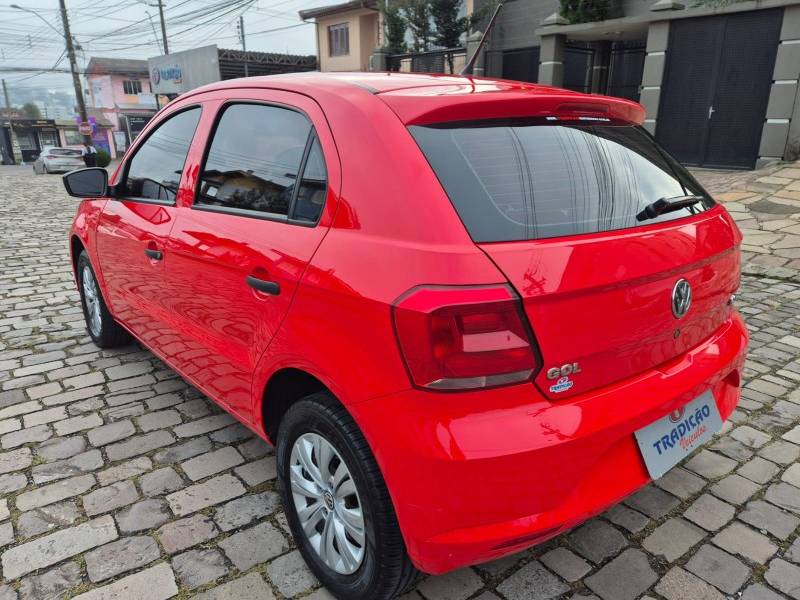 VOLKSWAGEN - GOL - 2017/2018 - Vermelha - R$ 49.500,00