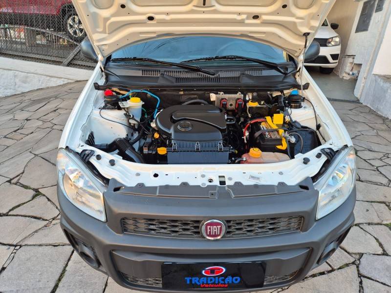 FIAT - STRADA - 2017/2018 - Branca - R$ 69.900,00