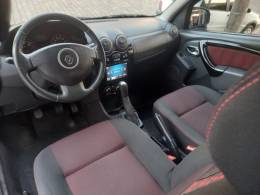 RENAULT - SANDERO - 2013/2014 - Prata - R$ 45.900,00